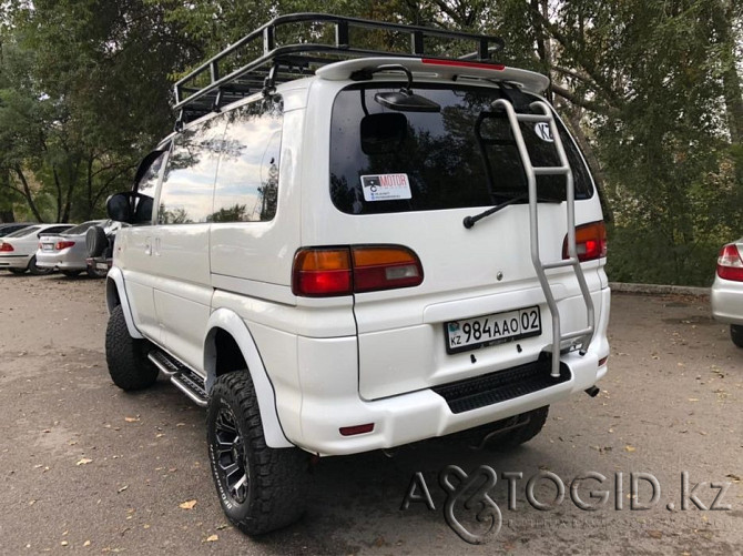 Mitsubishi cars, 6 years old in Almaty Almaty - photo 2