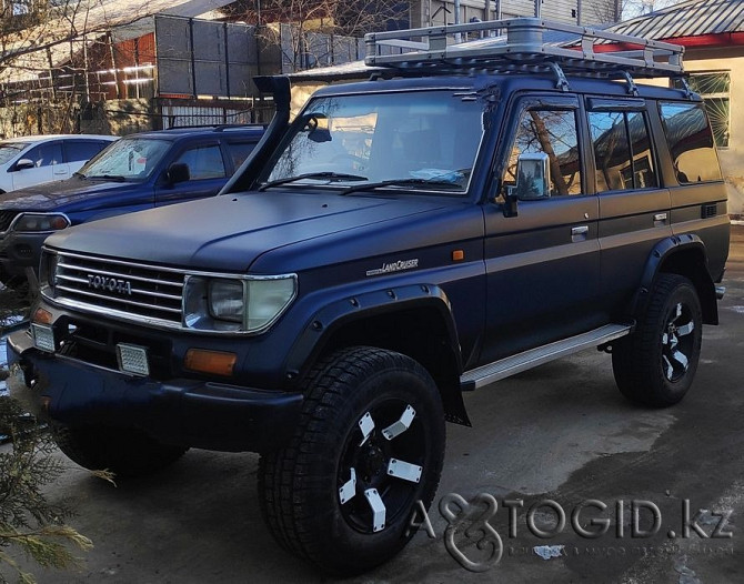 Toyota cars, 7 years old in Almaty Almaty - photo 2