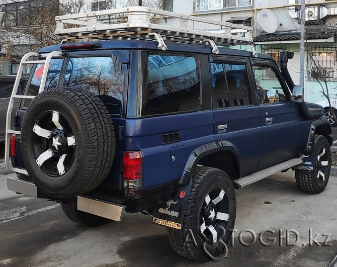 Toyota cars, 7 years old in Almaty Almaty - photo 3