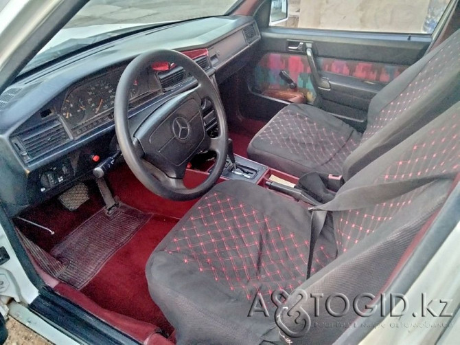 Продажа Mercedes-Bens 190, 1992 года в Алматы Алматы - изображение 3