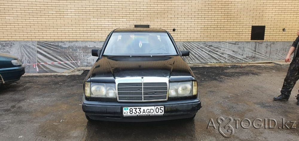 Легковые автомобили Mercedes-Bens,  8  года в Алматы Алматы - изображение 1