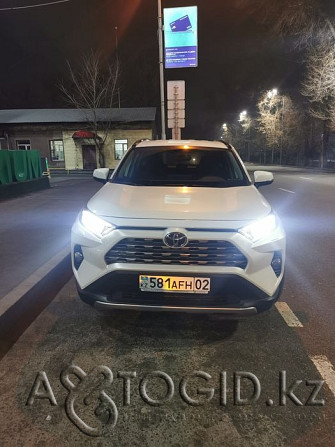 Продажа Toyota RAV4, 2019 года в Алматы Алматы - изображение 1