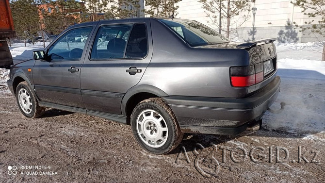 Volkswagen cars, 8 years old in Astana  Astana - photo 2