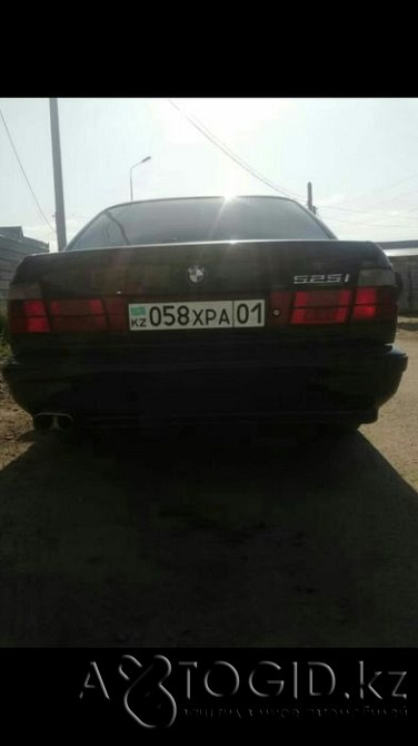 Легковые автомобили BMW,  8  года в Астане  Астана - изображение 3