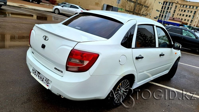 Passenger cars VAZ (Lada), 8 years old in Astana  Astana - photo 3