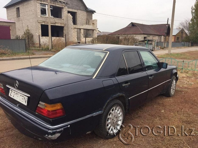 Mercedes-Benz cars, 8 years old in Astana  Astana - photo 3