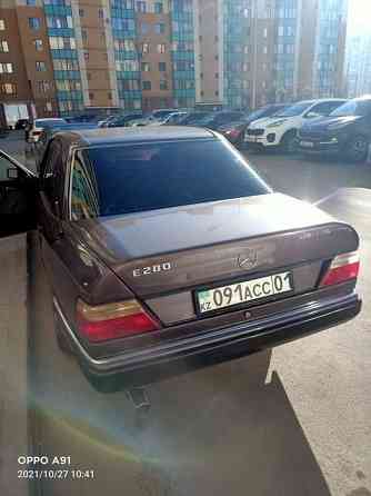 Легковые автомобили Mercedes-Bens,  8  года в Астане  Астана