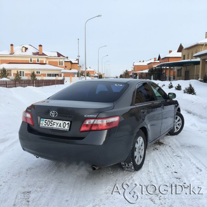 Toyota cars, 8 years old in Astana  Astana - photo 3