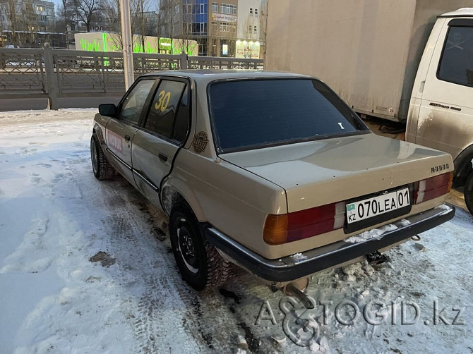 BMW cars, 8 years old in Astana  Astana - photo 3