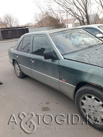 Mercedes-Benz cars, 8 years old in Astana  Astana - photo 1