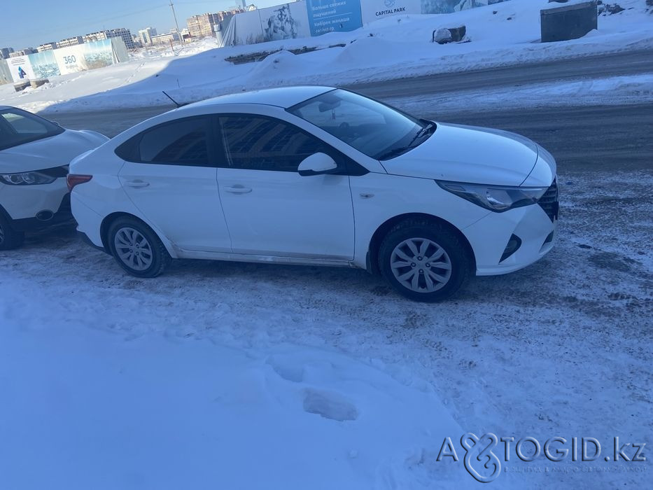 Hyundai cars, 8 years old in Astana  Astana - photo 2