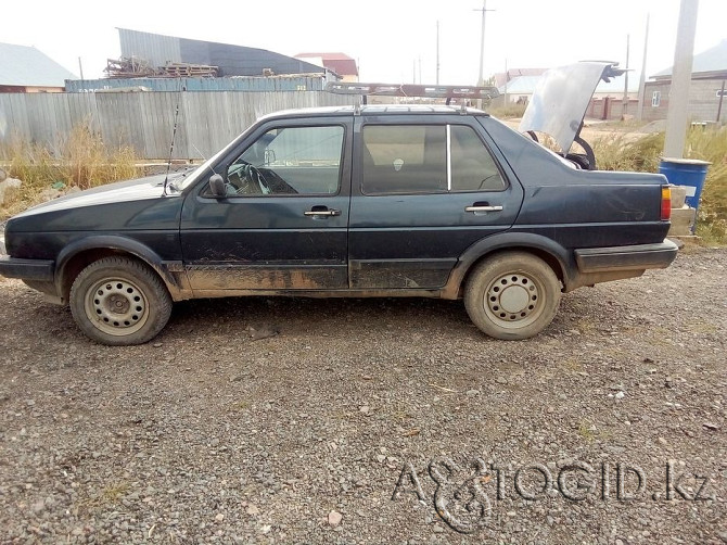 Volkswagen cars, 8 years old in Astana  Astana - photo 3