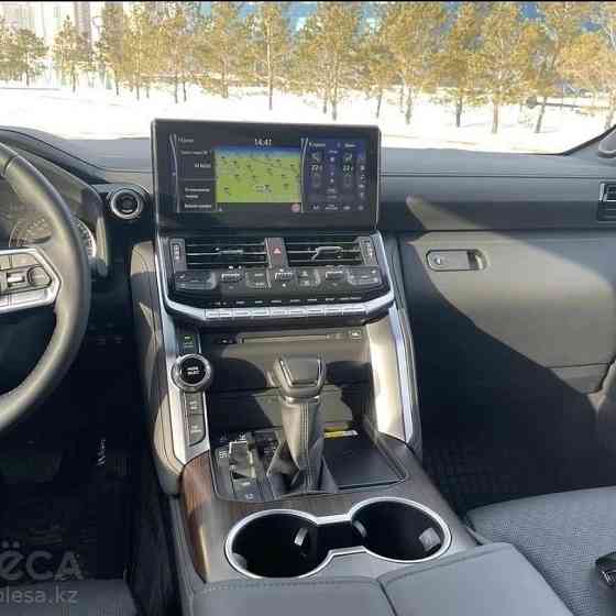 Продажа Toyota Land Cruiser 300, 2021 года в Астане, (Нур-Султане Астана