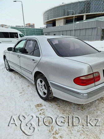 Mercedes-Benz cars, 8 years old in Astana  Astana - photo 3