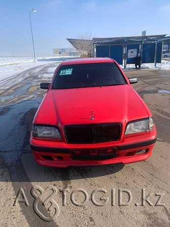 Mercedes-Benz cars, 8 years old in Astana  Astana - photo 4