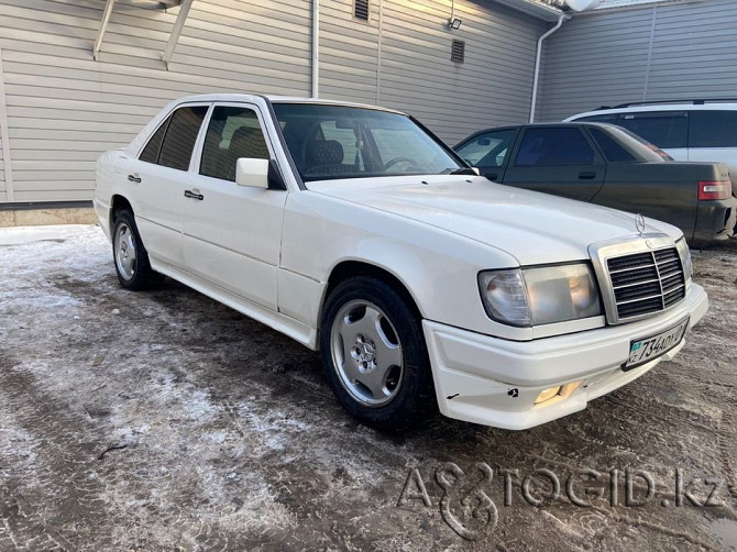 Mercedes-Benz cars, 8 years old in Astana  Astana - photo 3