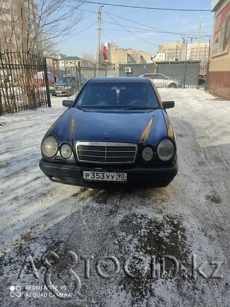 Легковые автомобили Mercedes-Bens,  8  года в Астане  Астана - изображение 1