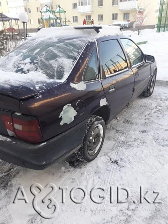 Продажа Opel Vectra, 1990 года в Астане, (Нур-Султане Астана - изображение 3
