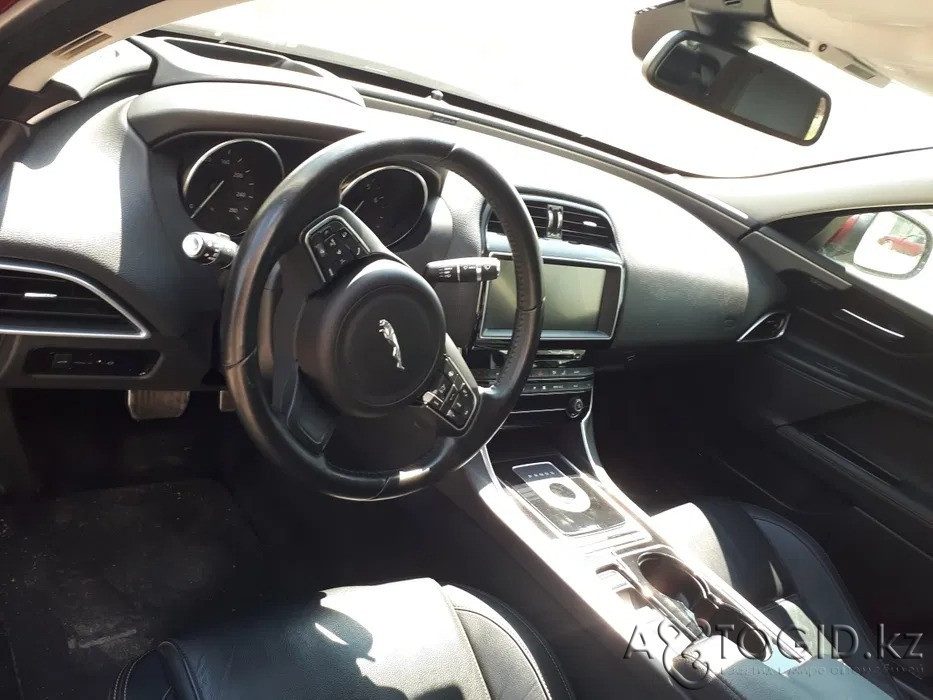 Легковые автомобили Jaguar,  8  года в Астане  Астана - изображение 4