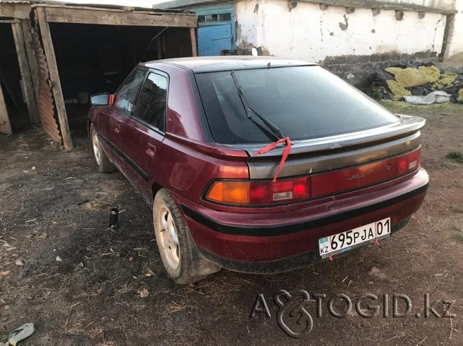 Продажа Mazda 323, 1994 года в Астане, (Нур-Султане Астана - изображение 4