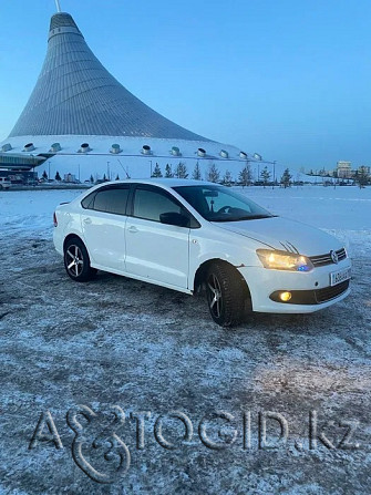 Volkswagen cars, 8 years old in Astana  Astana - photo 3