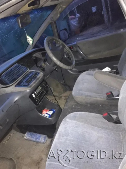 Легковые автомобили Toyota,  6  года в Алматы Алматы - изображение 2