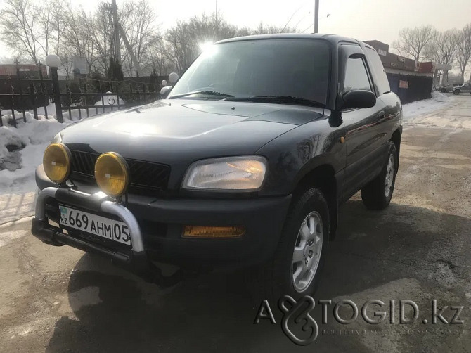 Toyota cars, 7 years old in Almaty Almaty - photo 1