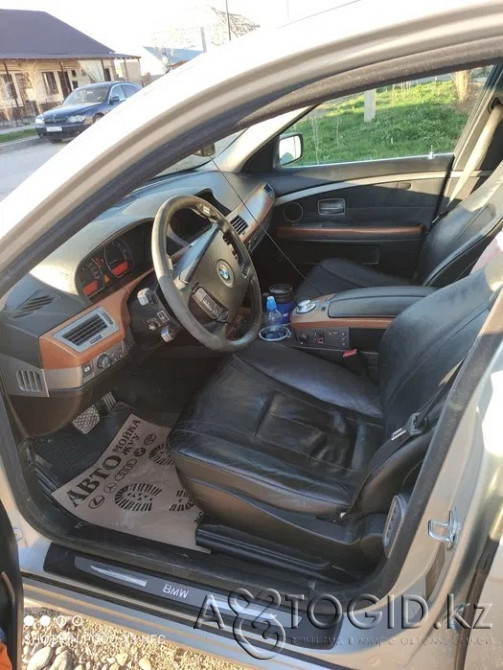 Легковые автомобили BMW,  8  года в Шымкенте Шымкент - изображение 2