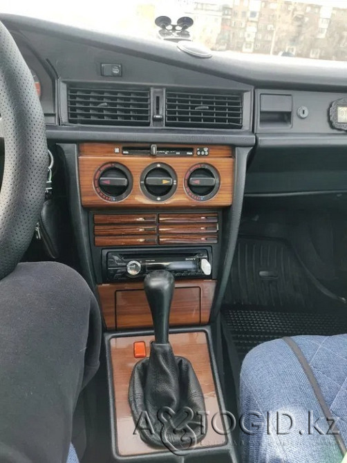 Легковые автомобили Mercedes-Bens,  8  года в Караганде Караганда - изображение 3