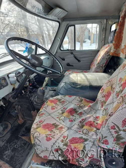 Легковые автомобили УАЗ,  6  года в Костанае Костанай - изображение 3