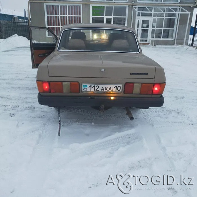 Passenger cars GAZ, 8 years old in Kostanay Kostanay - photo 4