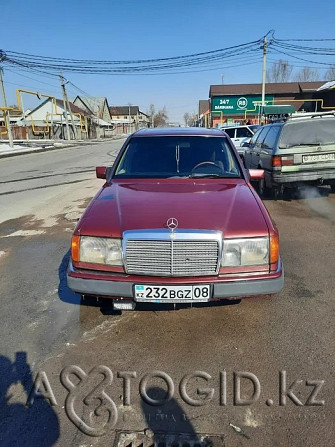 Продажа Mercedes-Bens 230, 1990 года в Алматы Алматы - изображение 2