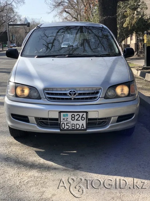 Легковые автомобили Toyota,  6  года в Алматы Алматы - изображение 2