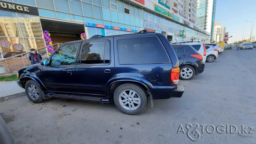 Ford cars, 7 years old in Astana  Astana - photo 1