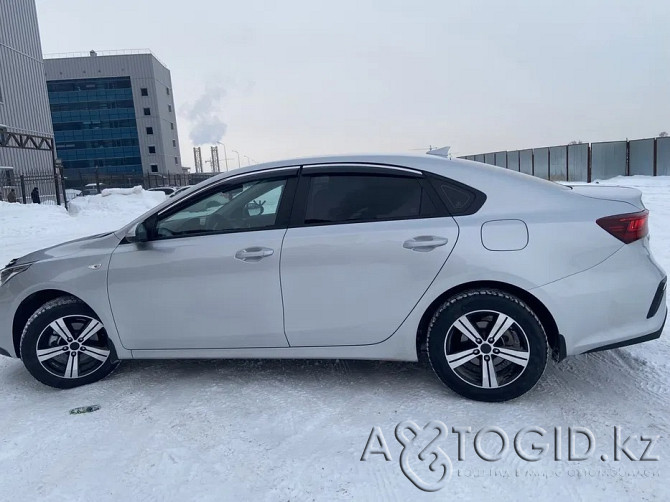 Kia cars, 8 years old in Astana  Astana - photo 4