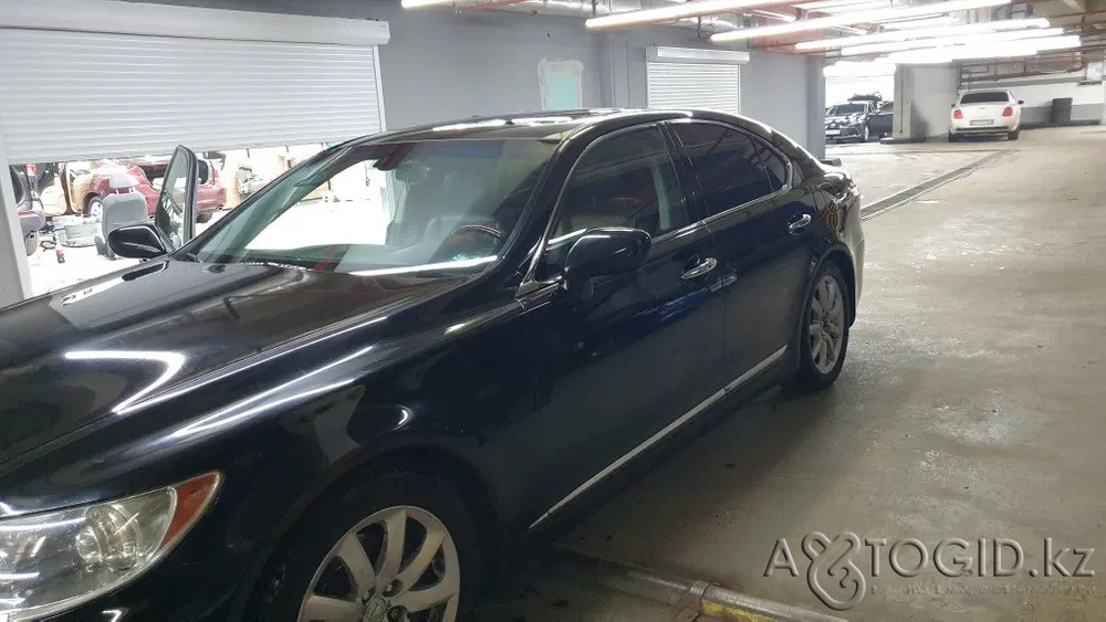 Легковые автомобили Lexus,  8  года в Астане  Астана - изображение 3