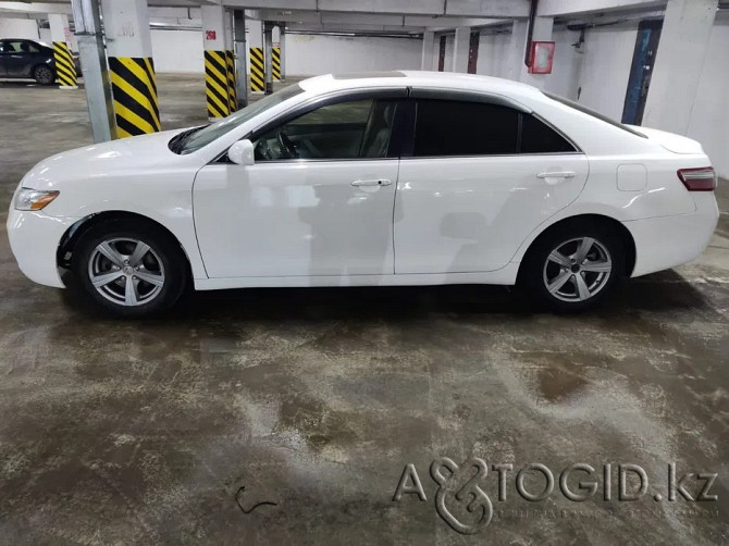 Toyota cars, 8 years old in Astana  Astana - photo 3