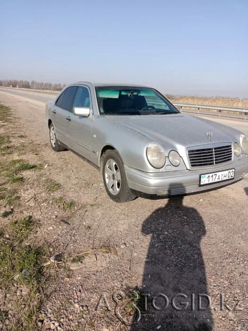 Легковые автомобили Mercedes-Bens,  8  года в Алматы Алматы - изображение 2