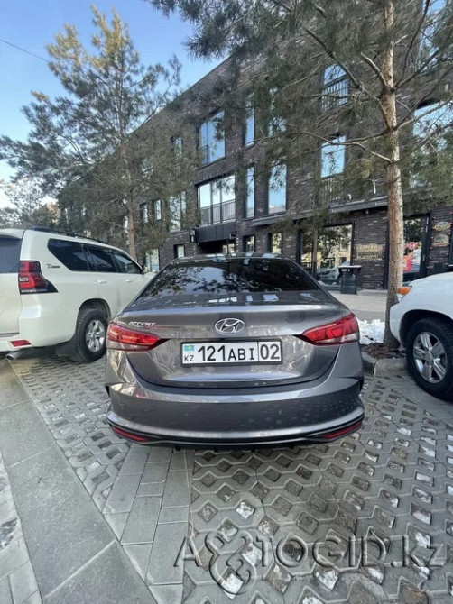 Легковые автомобили Hyundai,  8  года в Алматы Алматы - изображение 3