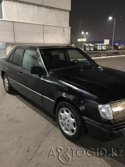 Mercedes-Benz автокөліктері, Алматыда 8 жыл Алматы - 3 сурет