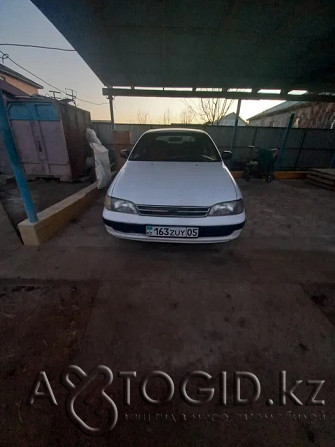 Продажа Toyota Carina E, 1995 года в Алматы Алматы - изображение 1