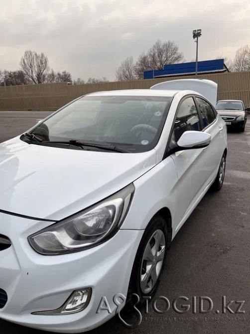 Легковые автомобили Hyundai,  8  года в Алматы Алматы - изображение 1