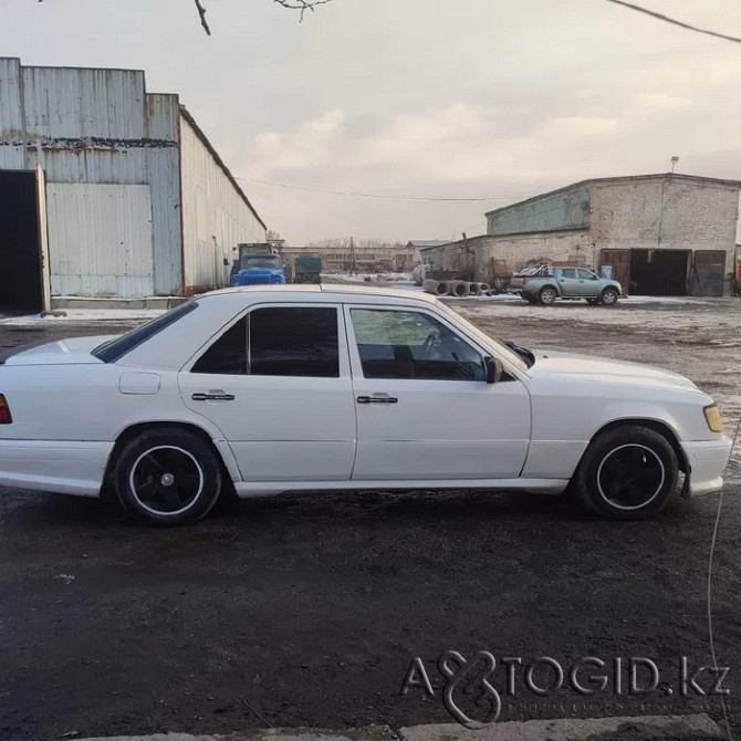 Продажа Mercedes-Bens 320, 1993 года в Алматы Алматы - изображение 4