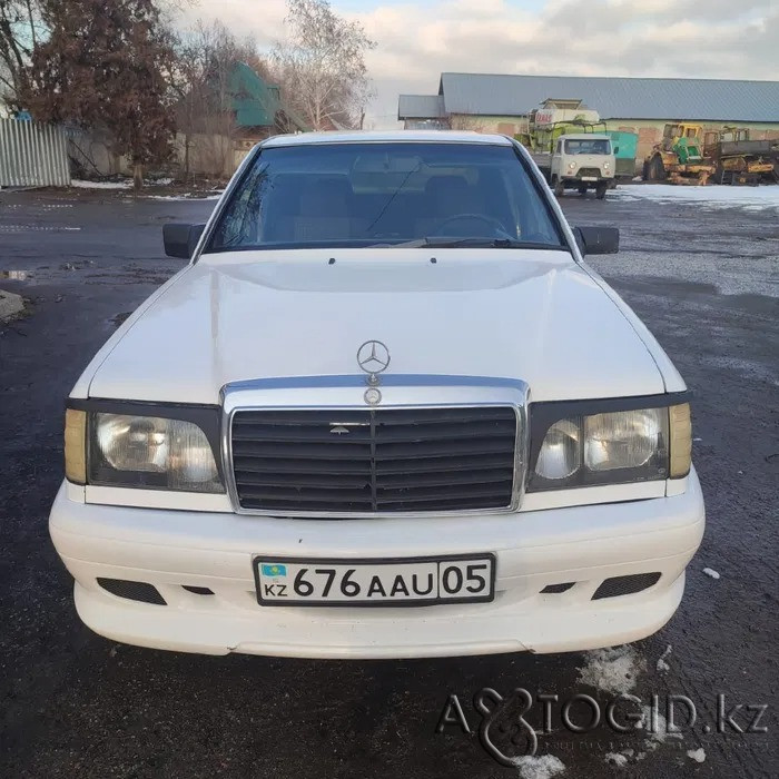 Легковые автомобили Mercedes-Bens,  8  года в Алматы Алматы - изображение 1