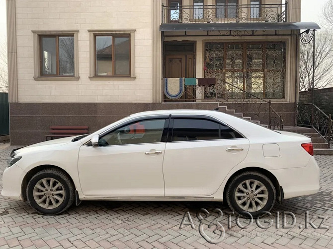 Toyota cars, 8 years old in Almaty Almaty - photo 4