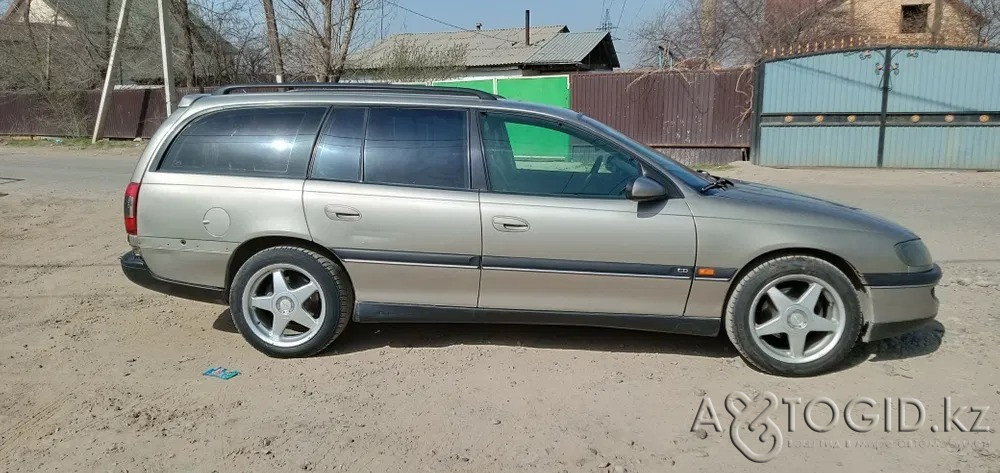 Легковые автомобили Opel,  4  года в Алматы Алматы - изображение 3