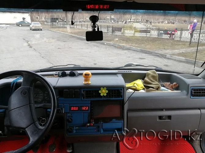 Продажа Volkswagen Transporter, 1991 года в Караганде Karagandy - photo 4
