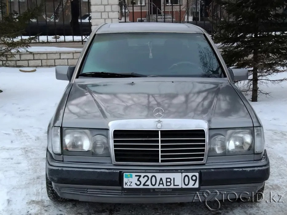 Mercedes-Benz cars, 8 years old in Karaganda Karagandy - photo 1