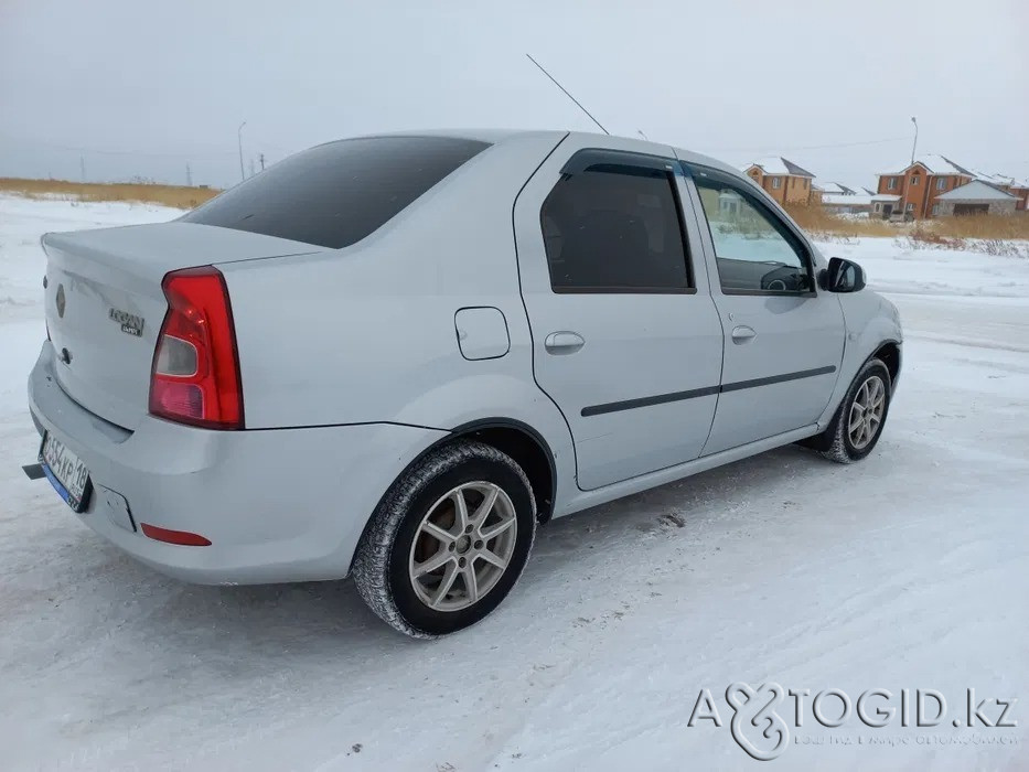 Renault passenger cars, 8 years old in Astana  Astana - photo 4