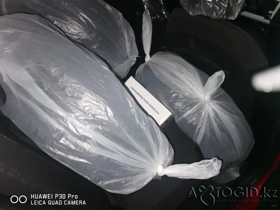 Hyundai cars, 7 years old in Astana  Astana - photo 3